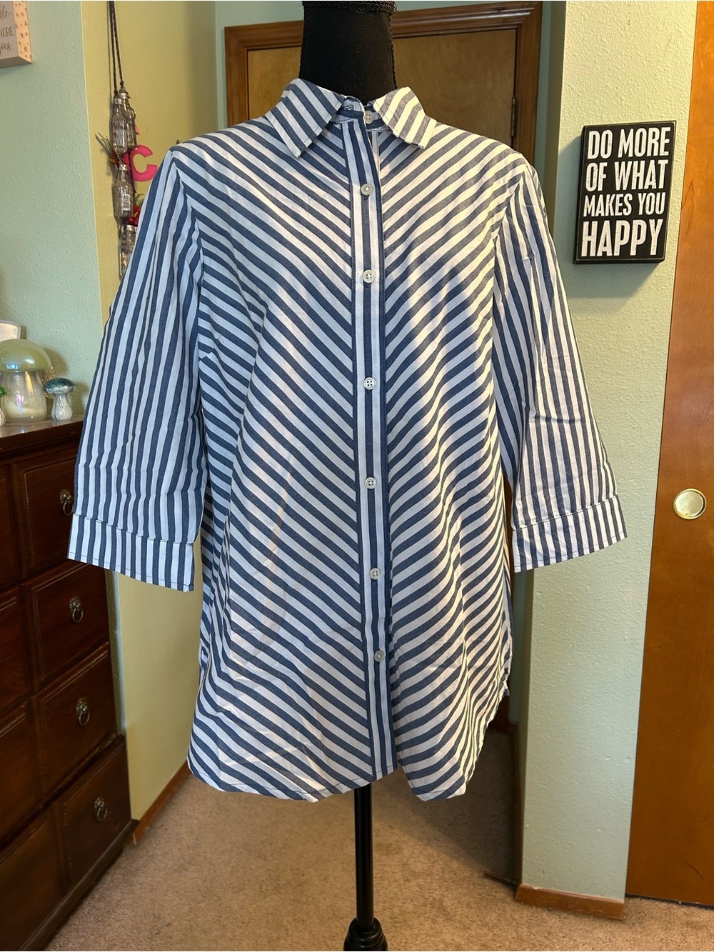 Blair blue and white striped 3/4 sleeve button down cotton blend top size L